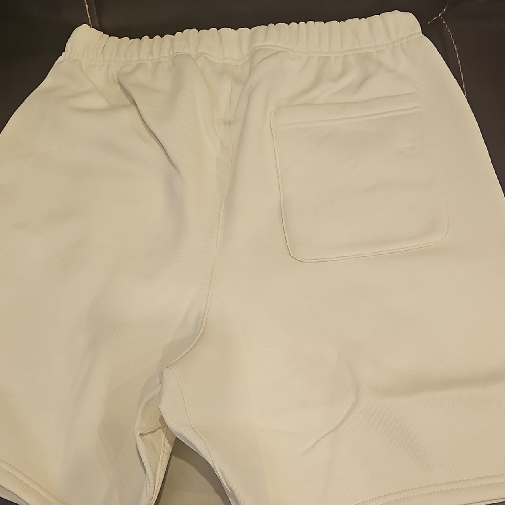 New Fear of God Essentials Beige Apparel - Picture 9 of 10